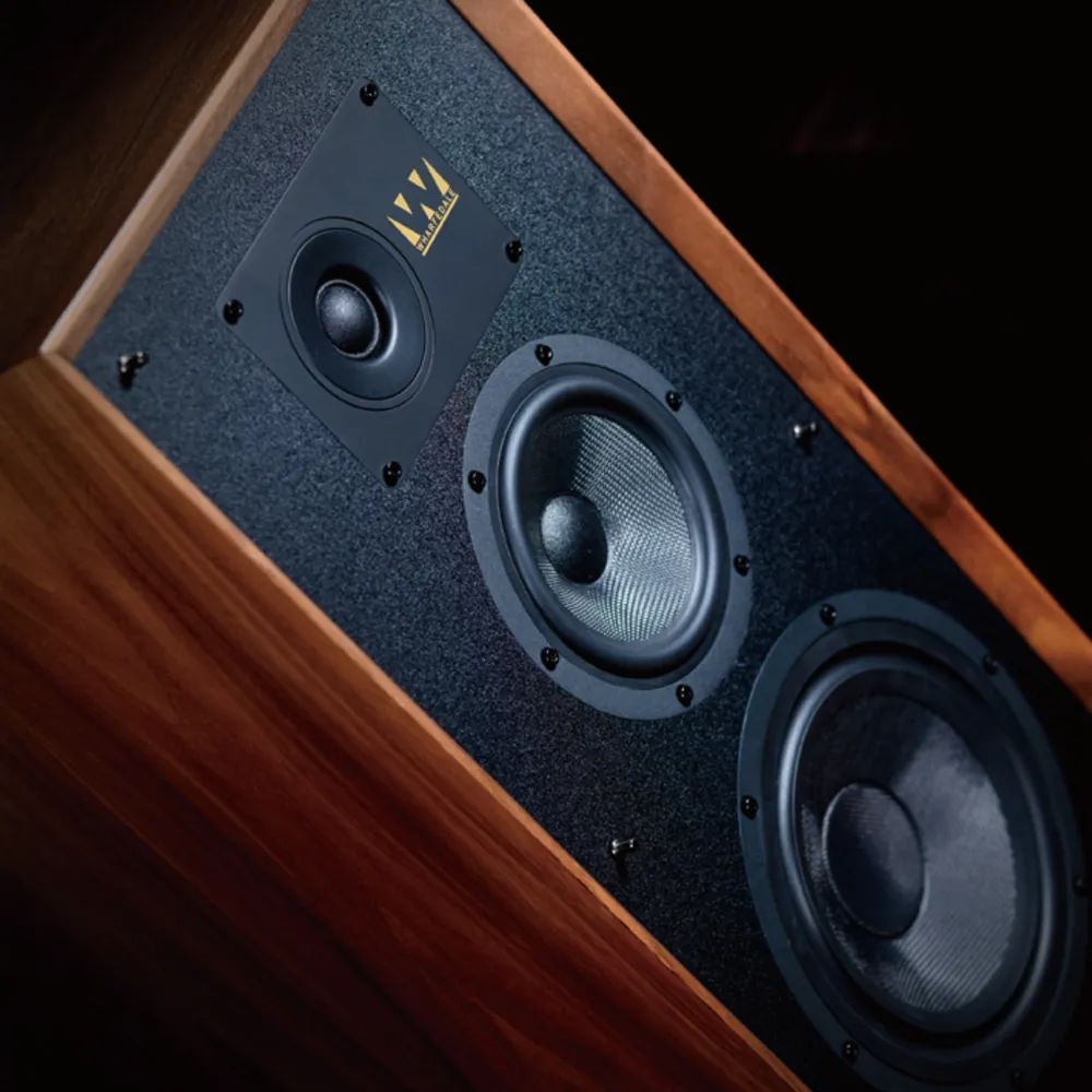 溫暖綿密、光澤柔潤：聽 Wharfedale SUPER LINTON 音箱