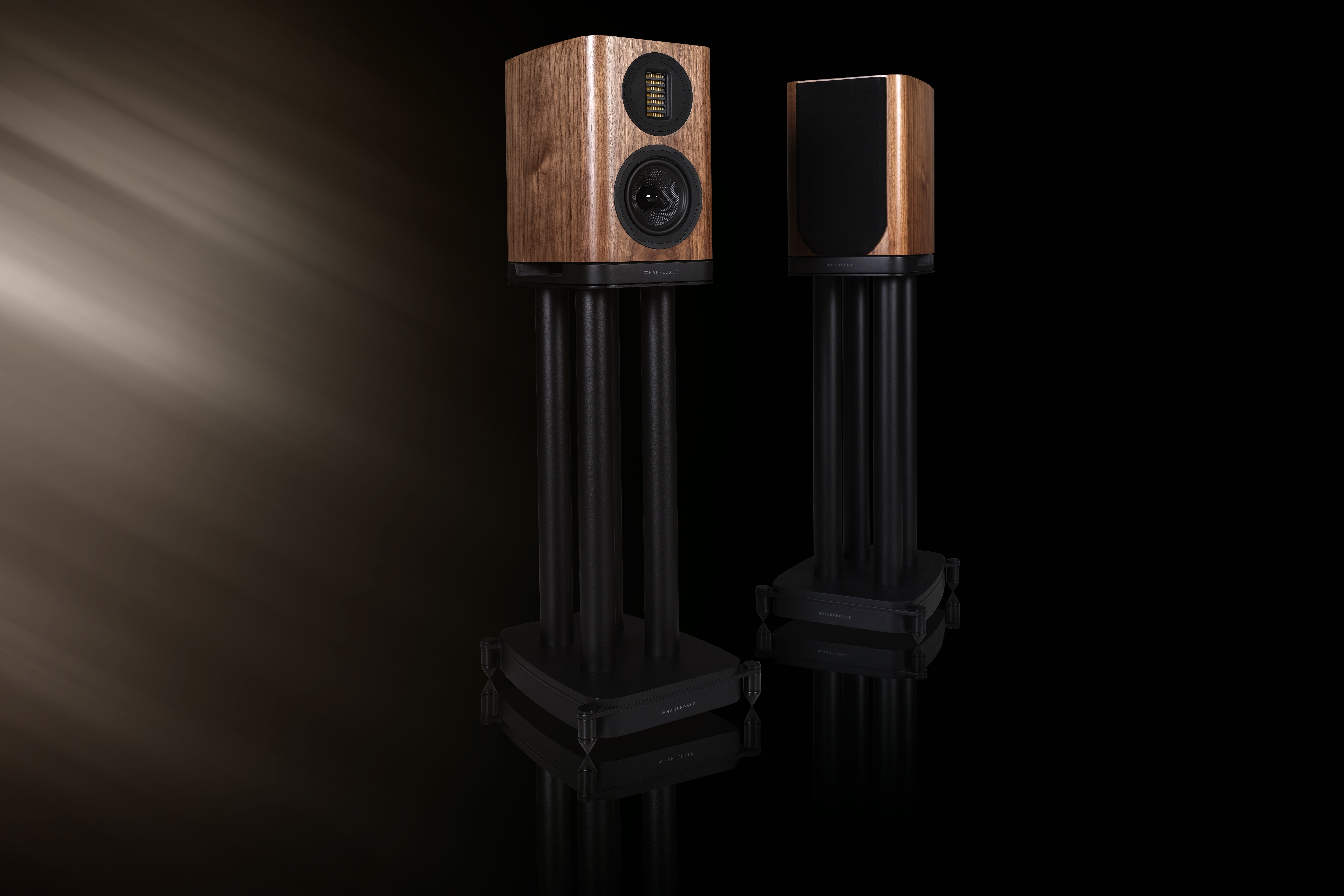 EVO 5.1_Walnut_Artistic_R7.jpg